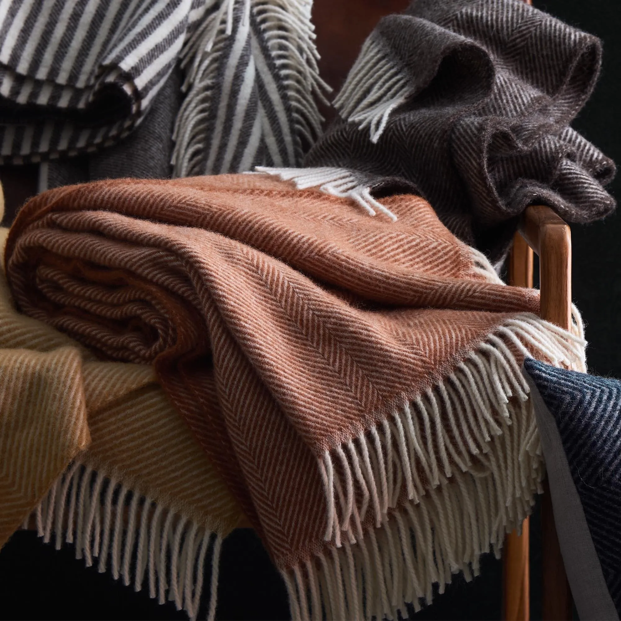 Corcovado Alpaca Blanket [Terracotta/Off-white]