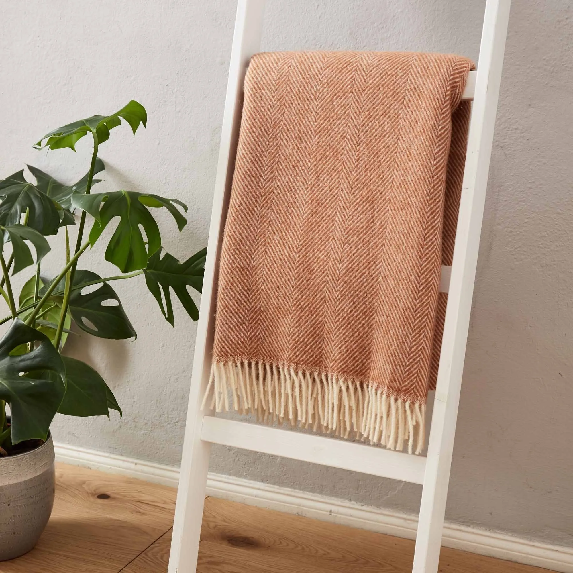 Salantai Wool Blanket [Terracotta/Cream]