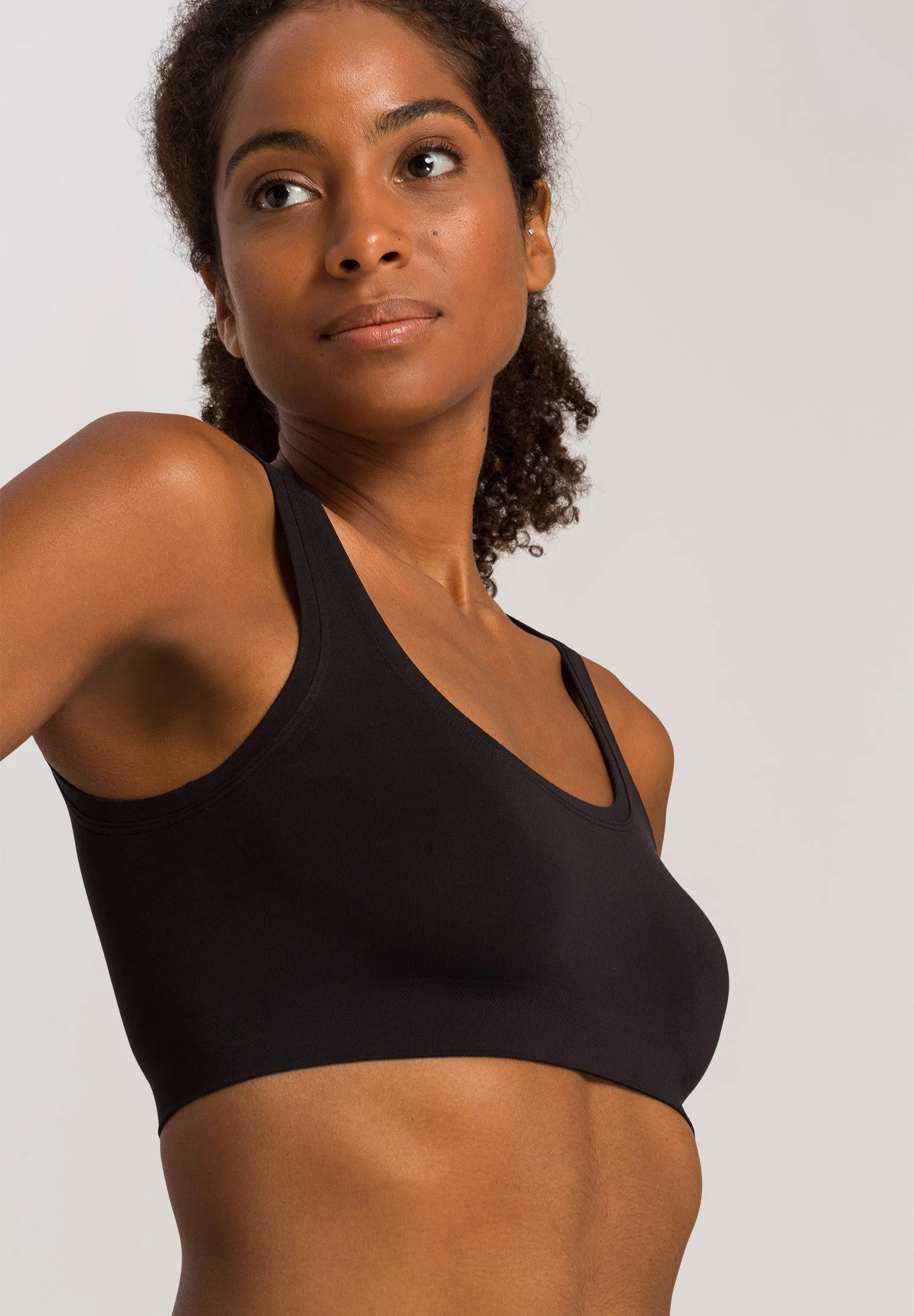 Touch Feeling Crop Top | Black 71810-199