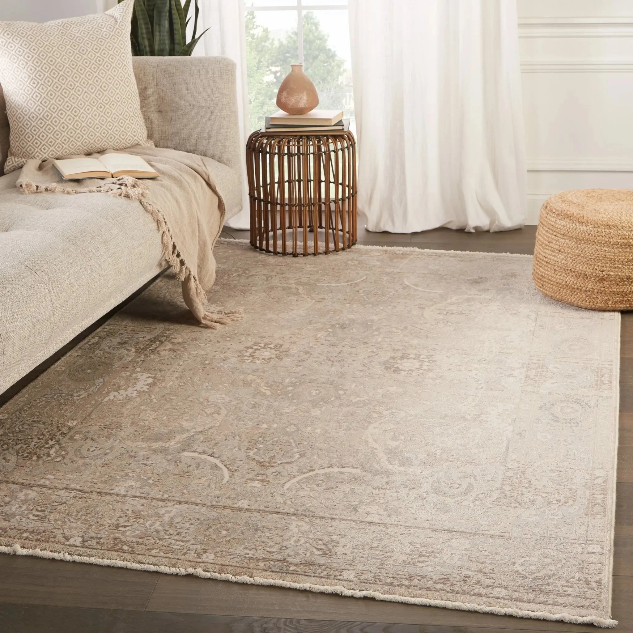 Vienne VNE03 Baptiste Gray/Cream Rug