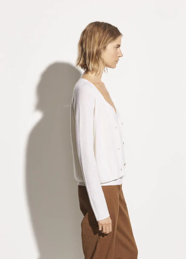 Vince - Ribbed Raglan Cardigan in Off White
